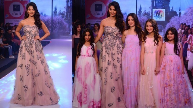 'CUTE Pooja Hegde Walks The Ramp At India Kids Fashion Week 2017'
