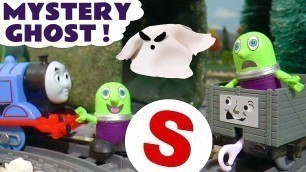 Ghost Mystery to Learn English with Funny Funlings and Marvel Avengers The Hulk in this Family Friendly Full Episode English Toy Story for Kids from Kid Friendly Family Channel Toy Trains 4U
