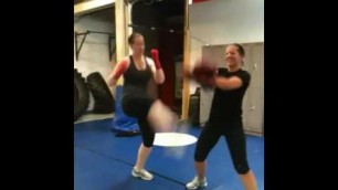 'Results Oriented Fitness - Rogers Girls kickboxing'