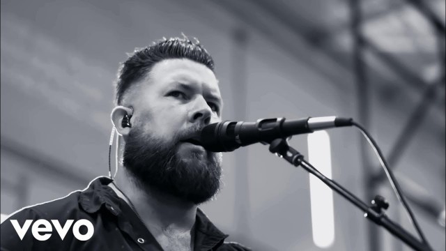 'Zach Williams - No Longer Slaves (Live from Harding Prison)'