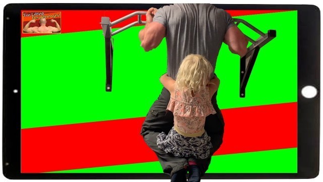'Father Daughter Workout - Funny Kids Fitness'