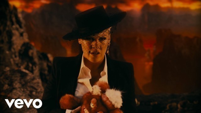 'P!NK - All I Know So Far (Extended Version)'