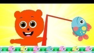 'Gummy Bear Baby playing with Toy fish ❤ Children\'s cartoons Nursery Rhymes'