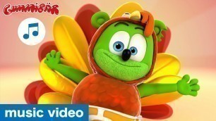 'Thanksgiving Turkey Dance - Gummibär - The Gummy Bear Music Video - Chicken Dance'