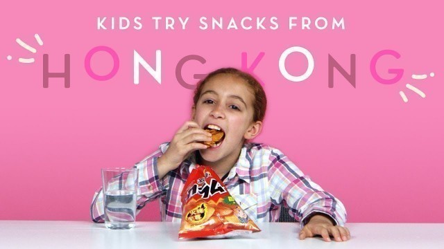 'Kids Try Snacks from Hong Kong | Kids Try | HiHo Kids'
