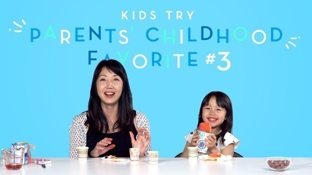 'Suvi Tries Her Mom\'s Favorite Childhood Snack | Kids Try | HiHo Kids'