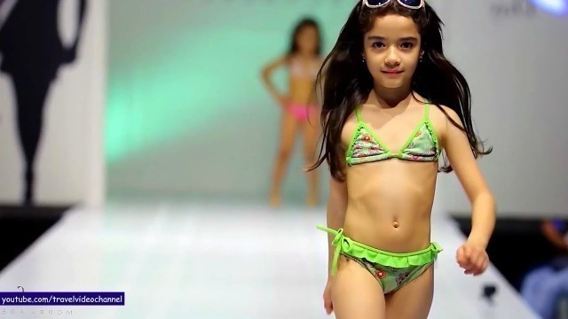 'FASHION KIDS SHOW | The trend Beachwear'