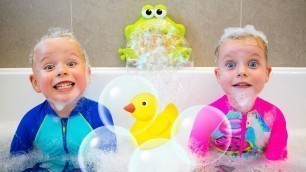 'Bath Song - kids songs - Gaby and Alex'