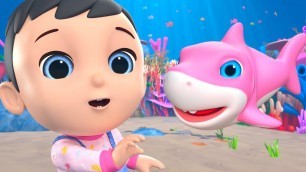 'Baby Shark doo doo doo - Sing and Dance Music for Kids by Little Treehouse'