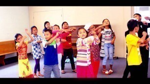 'Jane Bhaye Jau hai Sathi baal Sangatima (Nepali Christian Kids Song)'