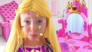'Alice Pretend Princess Rapunzel & teaches children how to behave'