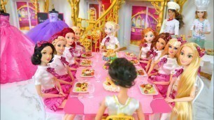 'Royal School life of Princess Dolls & Barbie Prinzessin Schule École de princesse boneka Barbie'