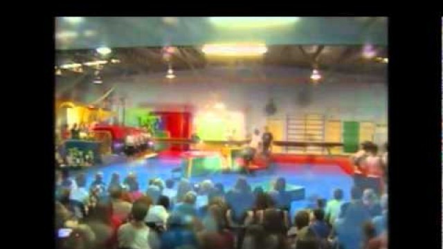 'Amazing Kids Exercises Performance Scallywaggs Gymnastics Club (02) 4329 4100'