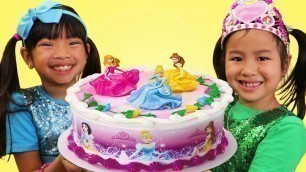 'Emma & Jannie Pretend Play w/ Happy Princess Birthday Cake Surprise Party Toys'