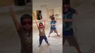 'Kids Dancing On Jhoome Pathan #bollywoodsongs #pathaan'