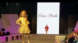 'Kids Fashion Festival Moldova 2017 prezentare colectie Creme Brulee, model Amira Apian'