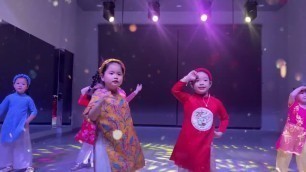 'LÀM GÌ PHẢI HỐT - DANCE KIDS'