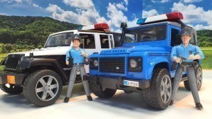 'bruder police jeep and bruder polizei - police car for kids'