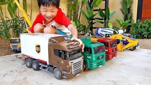 'Car Toy Pretend Play with Excavator Truck Toys Activity'