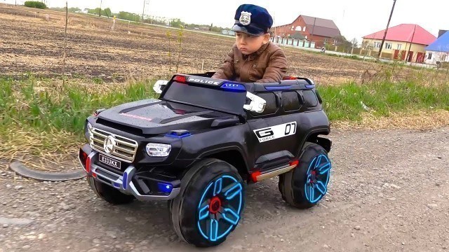 'POLICE BABY Pretend Play with Police Cars Unboxing and Playing with TOYS'