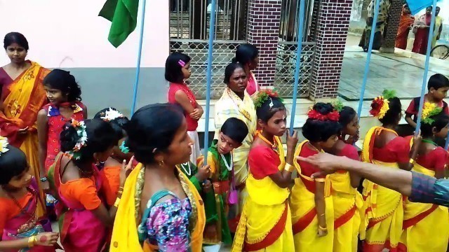 'how motivate to kids to dance showing - Anandapur'