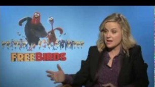 Amy Poehler, Owen Wilson Hit the 'Free Birds' Premiere