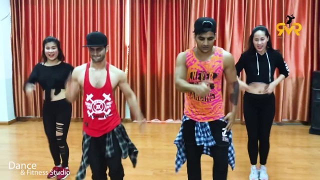 'CNCO - SOLO YO - ZUMBA FITNESS | OFFICIAL ZUMBA ZIN | EASY STEP | VISHAL & SUNNY'