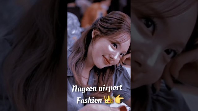 'Nayeon airport fashion 