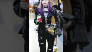 'K-Pop Idol Airport✈️ fashion (female) #airportfashion#beautifull#love#femaleidol#kpop'