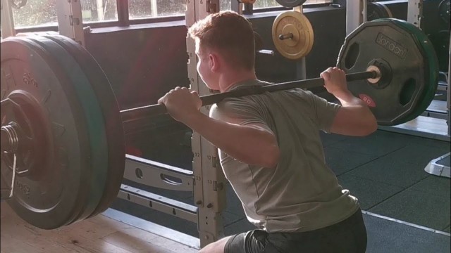 'Maxing Out On Squats - New 1 Rep Max! - Gym Vlog 1'