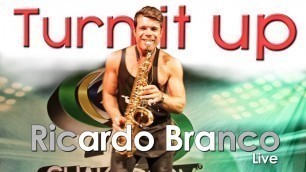 '\"Turn it up\" - Ricardo Branco I Dance I Chakaboom Fitness'