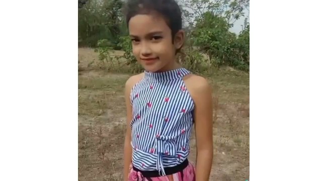 'Kids Runway fashion show / Train to become a model / TikTok challenge'