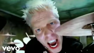 'The Offspring - The Kids Aren\'t Alright (Official Music Video)'