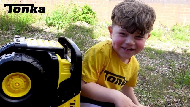 'TONKA TRUCKS IN MUD! Construction Vehicle Toys for Kids; Dump Truck, Bulldozer, Front Loader'